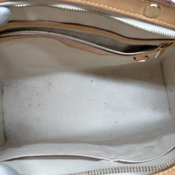 Louis Vuitton Brea MM Yellow Vernis Handbag - Picture 9 of 15